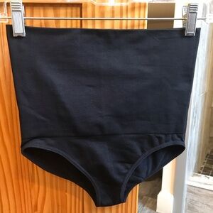 NWOT-Size XS/Small Shapewear Black Panties